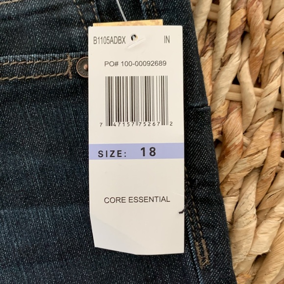 Democracy Ab Solution Booty Lift Jegging - Picture 14 of 16